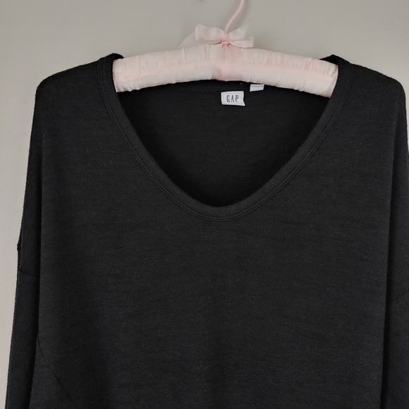 GAP Softspun Long Sleeve Top with Smocked Cuffs Size XS Black - Picture 6 of 11